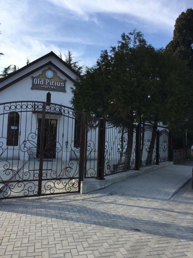 Hotel Old Pitius Pizunda Exterior foto